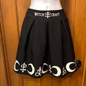 💗Goth witch Wicca Black Skirt with White Symbols Small pleated